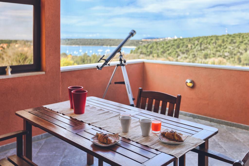 Dea Vista Amazing Sunsets Apartment Banjole Bagian luar foto